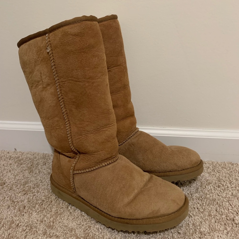 Brown UGG boots